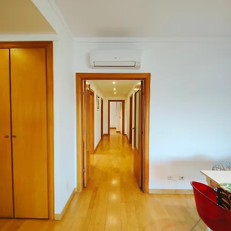 Sunny Expo, Free Parking Lisboa